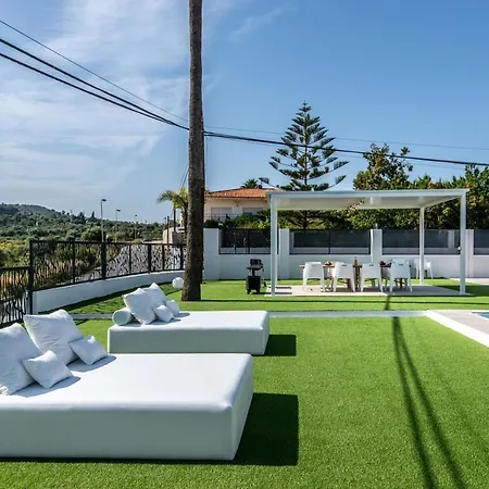Palm Tree Villa - 5Bdr Paradise Pool / Chill Out Beds Torremolinos Extérieur photo